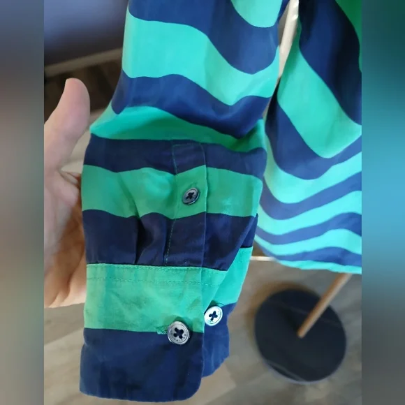 Equipment Femme Cabana Silk Long Sleeve Striped Button down Shirt Size M - Picture 7 of 11